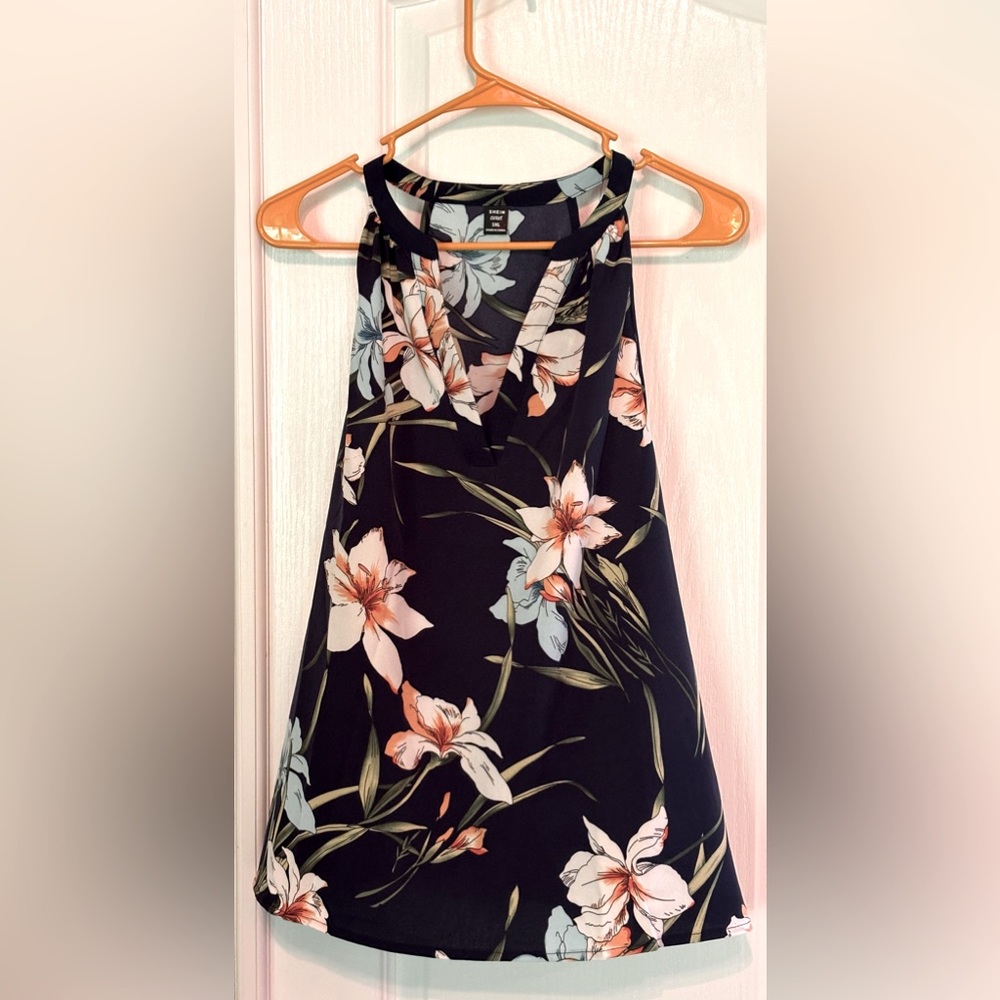 Navy, White and Peach Floral, SHEIN, SIZE 1XL NWOT